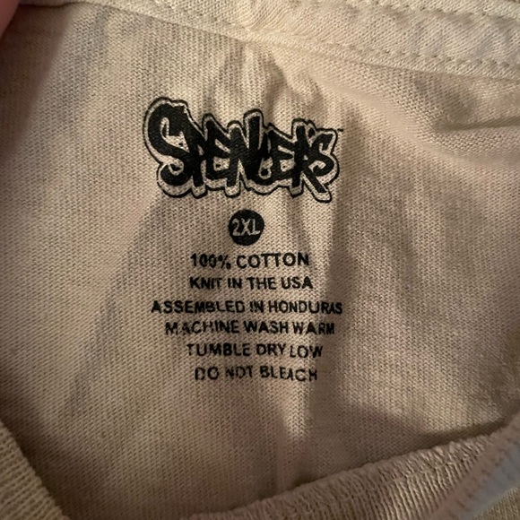 Spencer’s “Please Recycle” tshirt - 2XL - Picture 3 of 5